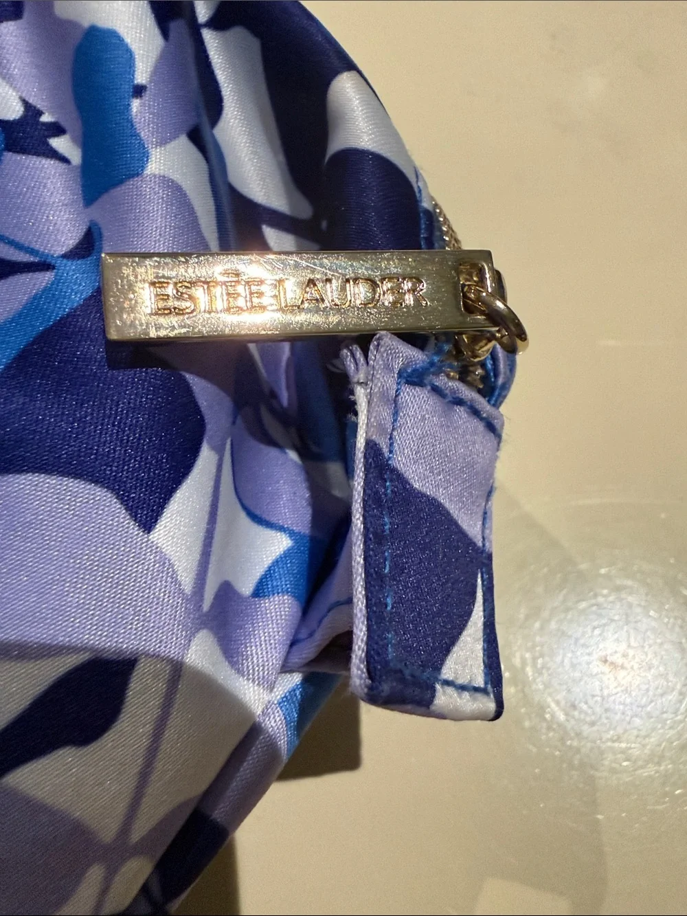 Estée Lauder Blue White Lavender Floral Gold Zip Make up Cosmetic Bag